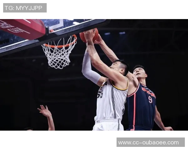 芬奇分析球队进攻节奏慢半拍换防不及时的问题