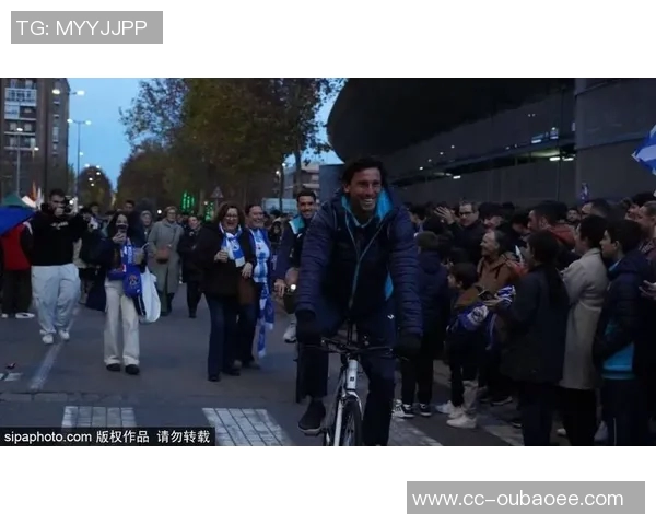 阿斯报道四家英超球队关注拉蒙皇马可用800万欧回购他