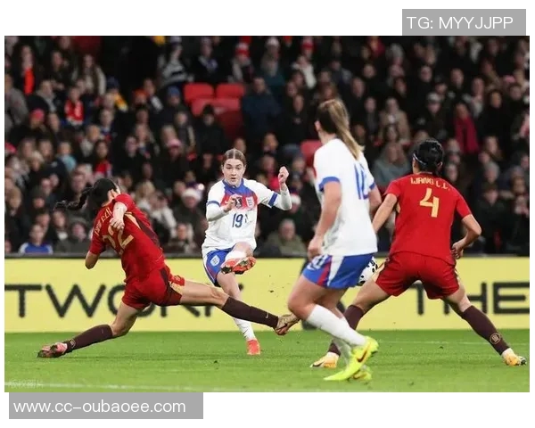 英格兰热身赛惨败0比8米利西奇解约条件未触发分析